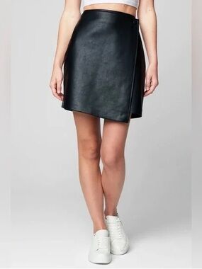 BLANK NYC Opening Act Faux Leather Wrap Mini Skirt size 31 NWT
